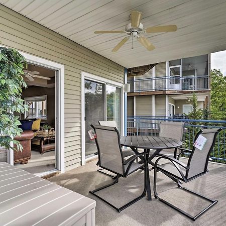 Waterfront Lake Ozark Condo With Deck And Pools Екстериор снимка