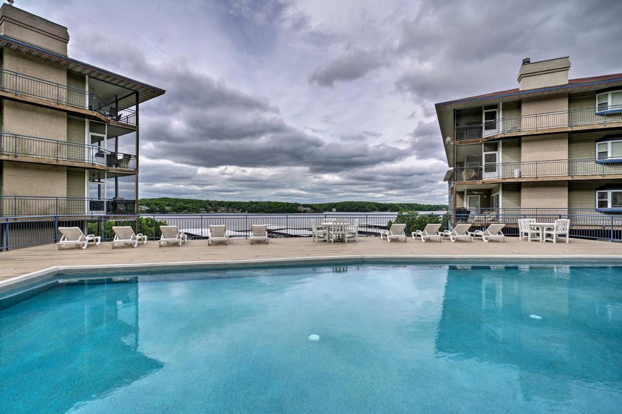 Waterfront Lake Ozark Condo With Deck And Pools Екстериор снимка